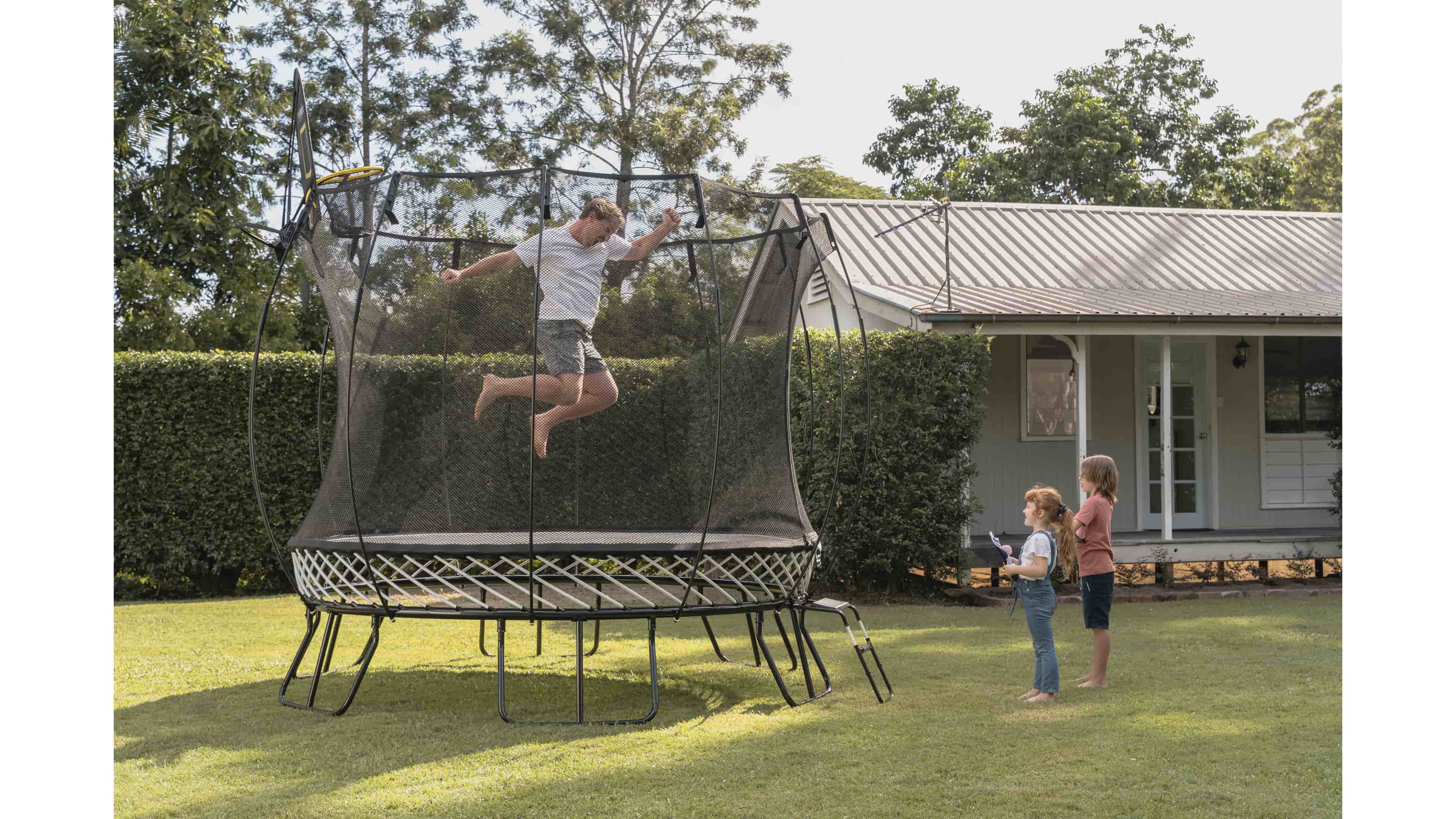 6 Best Trampolines for Adults (From Mini-Trampolines to Large!)